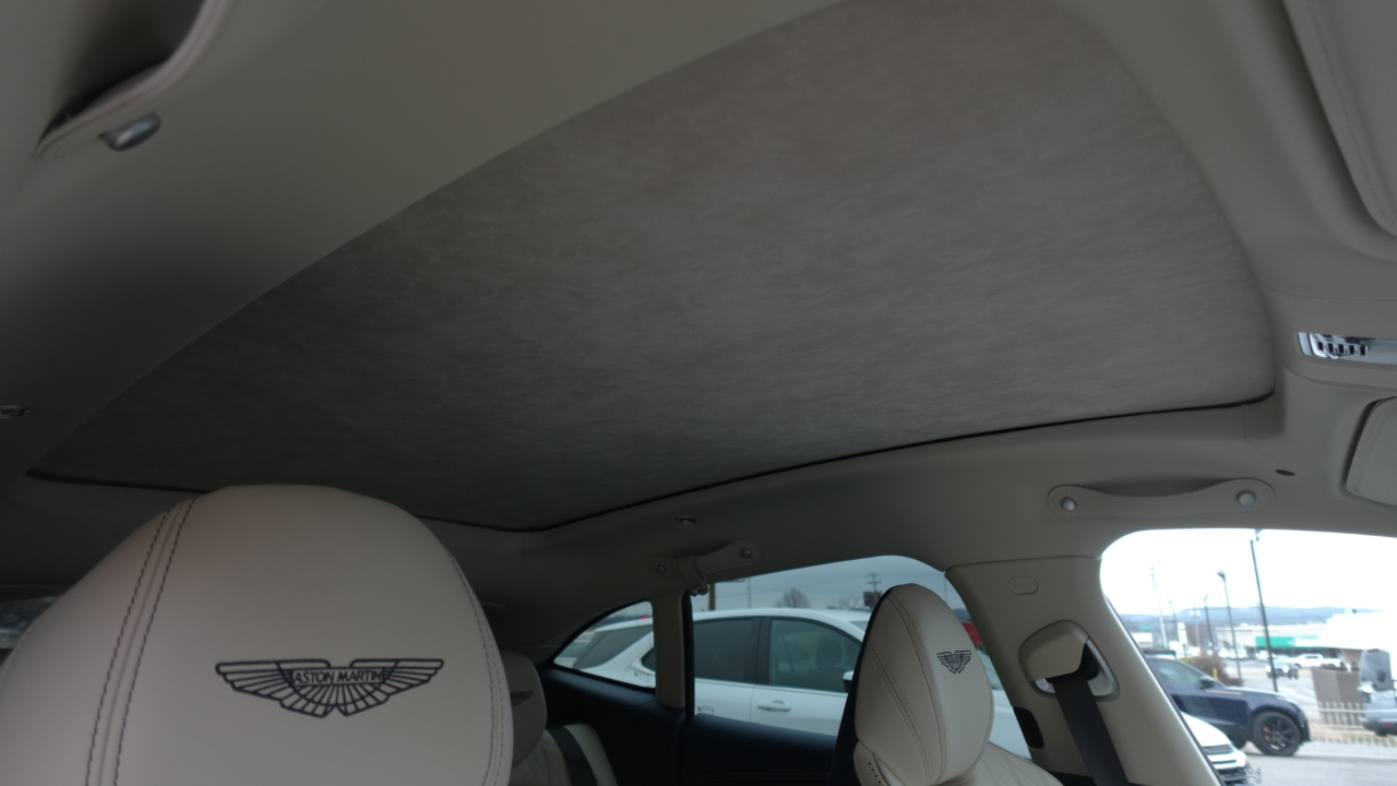 Aston Martin DBX 707 2024