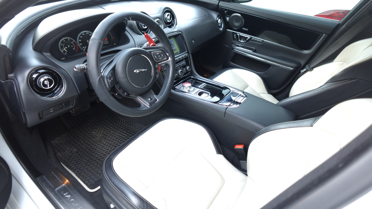 Jaguar XJ-Series XJR LWB 2016