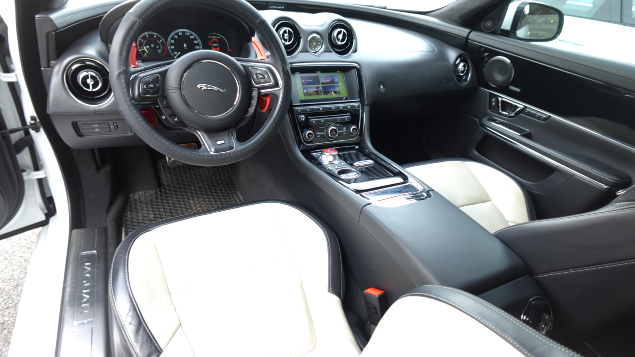Jaguar XJ-Series XJR LWB 2016