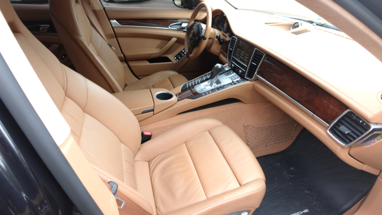Porsche Panamera Turbo 2010