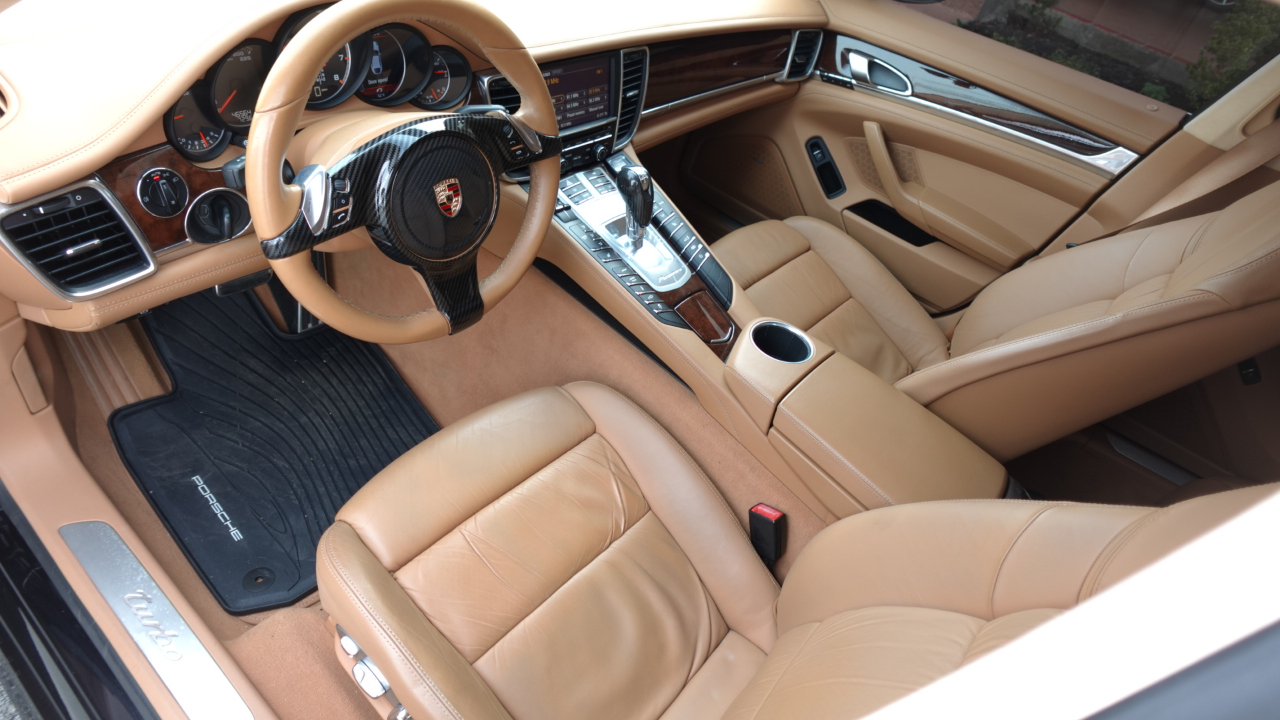 Porsche Panamera Turbo 2010