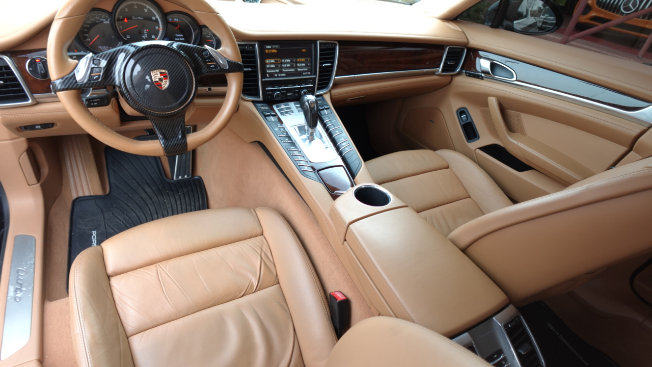 Porsche Panamera Turbo 2010