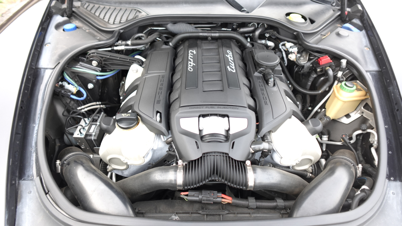 Porsche Panamera Turbo 2010