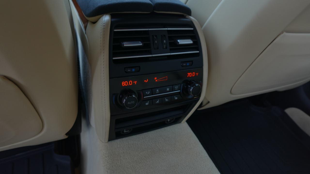 BMW 7-Series 750Li 2013