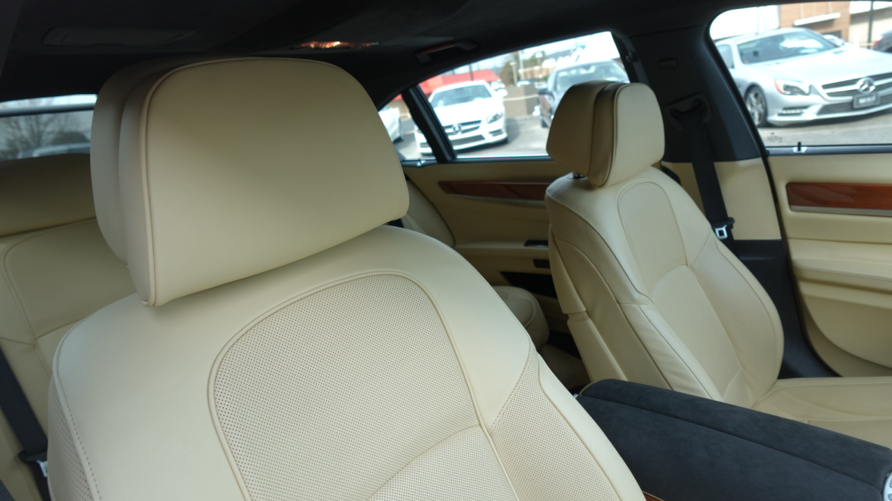 BMW 7-Series 750Li 2013