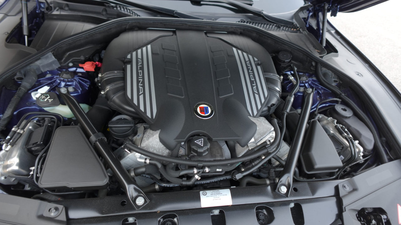 BMW 7-Series 750Li 2013