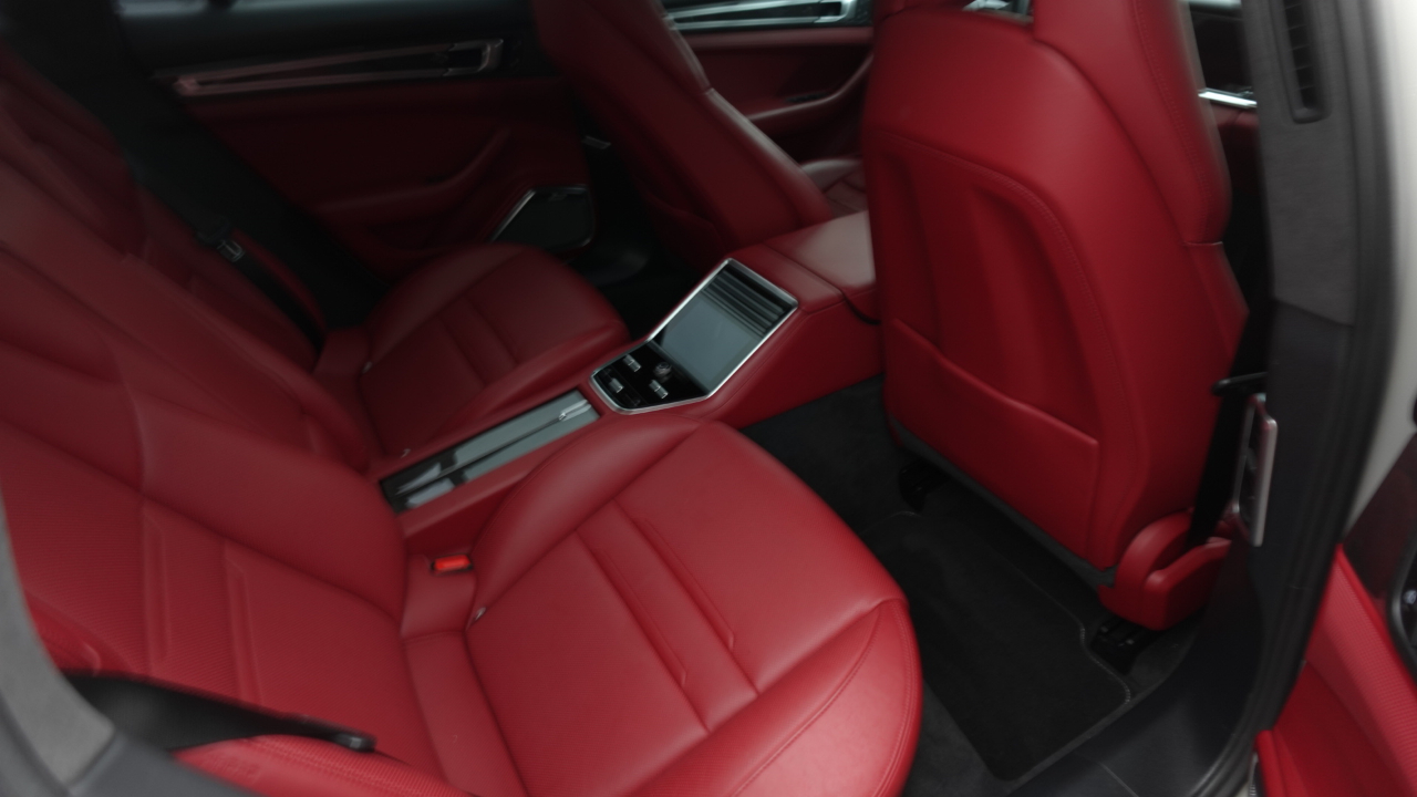 Porsche Panamera GTS 2022