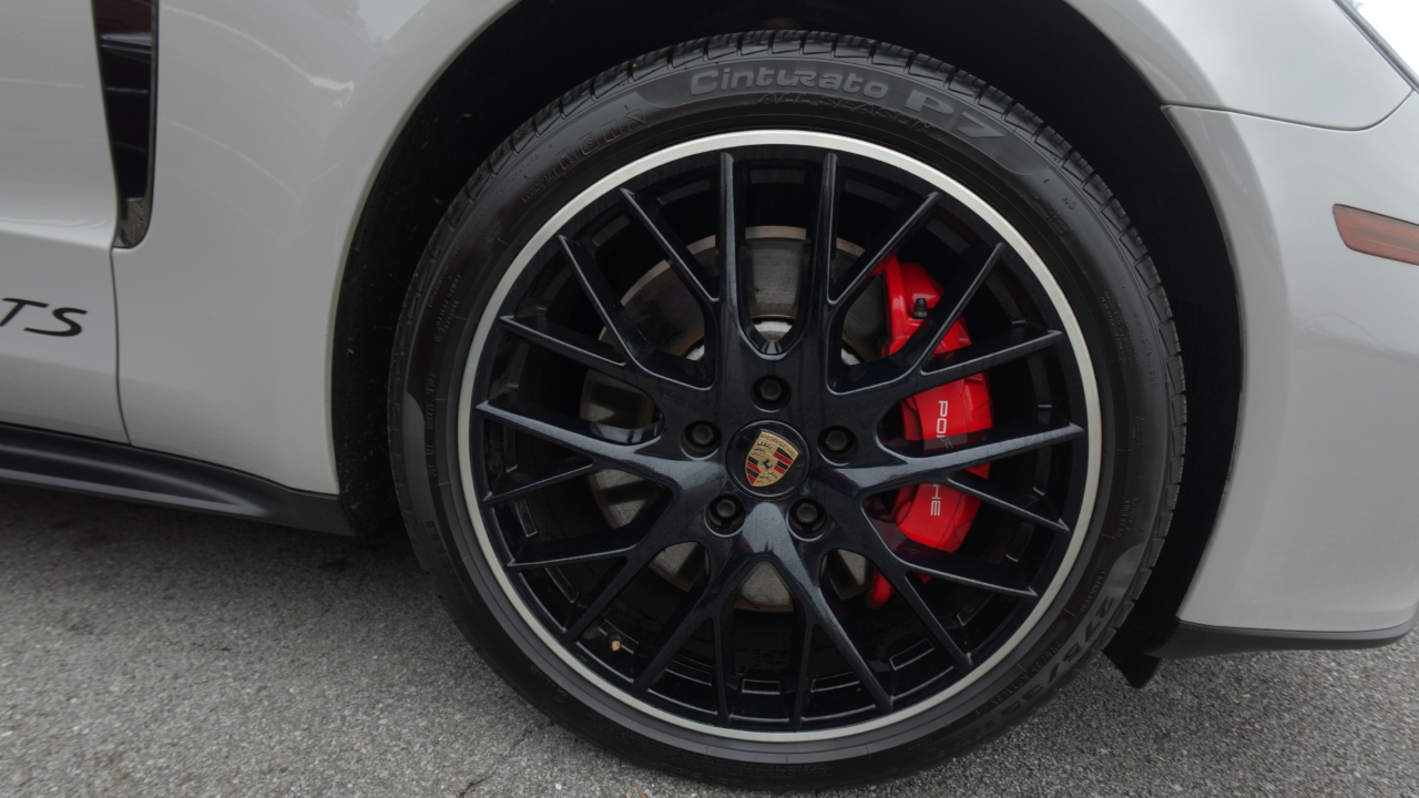 Porsche Panamera GTS 2022