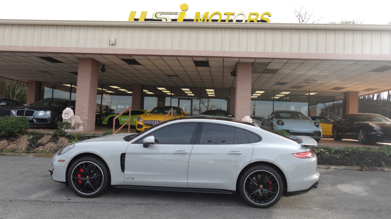 Porsche Panamera GTS 2022