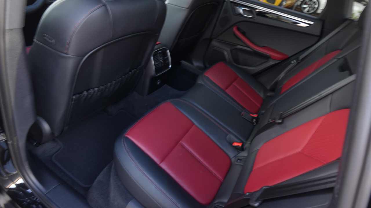 Porsche Macan Base 2023