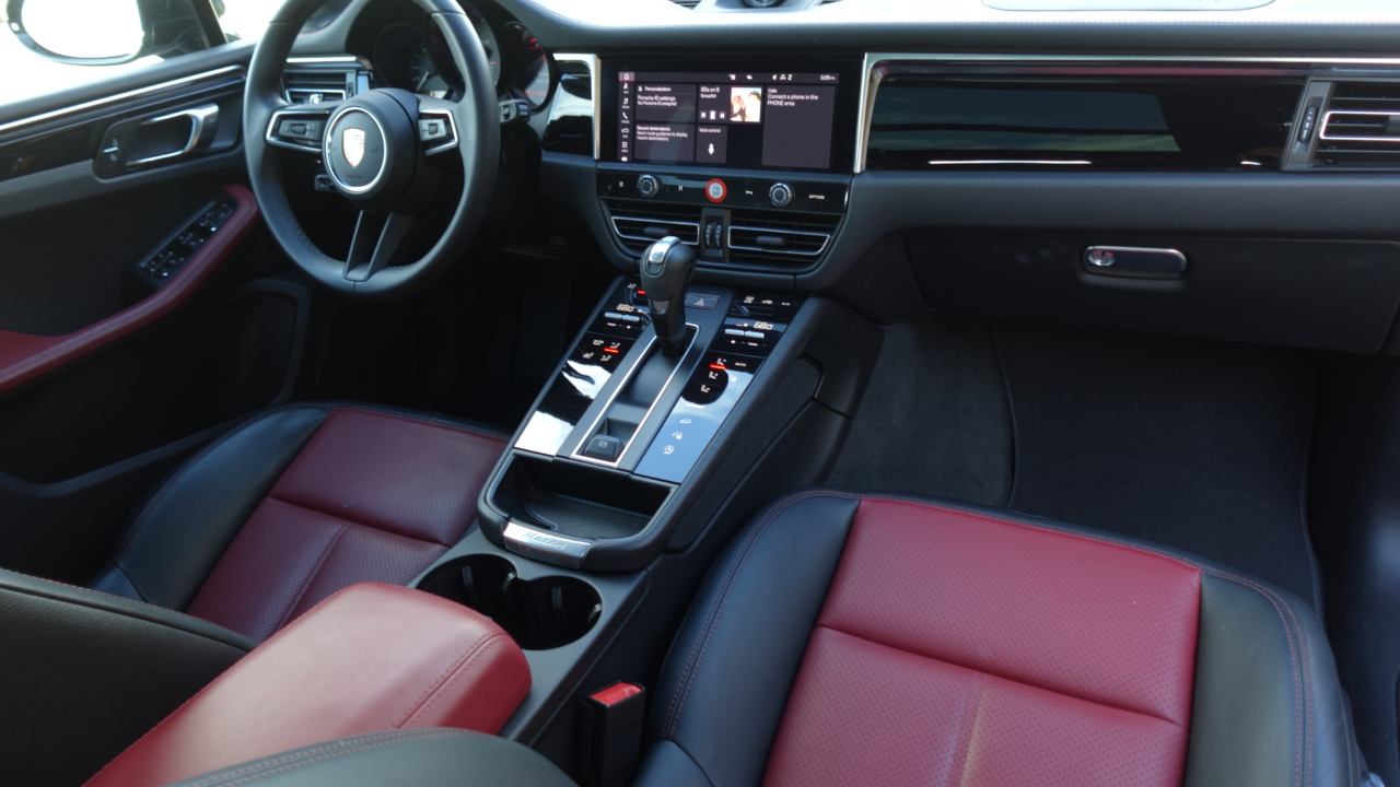 Porsche Macan Base 2023