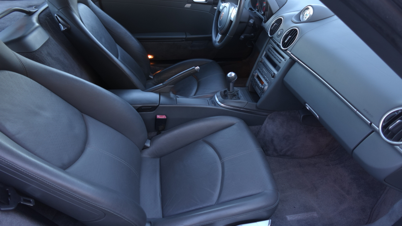 Porsche Cayman S 2006