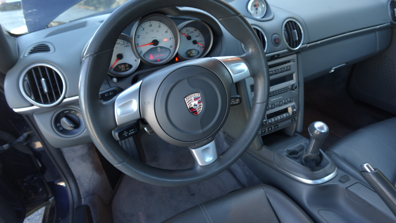 Porsche Cayman S 2006