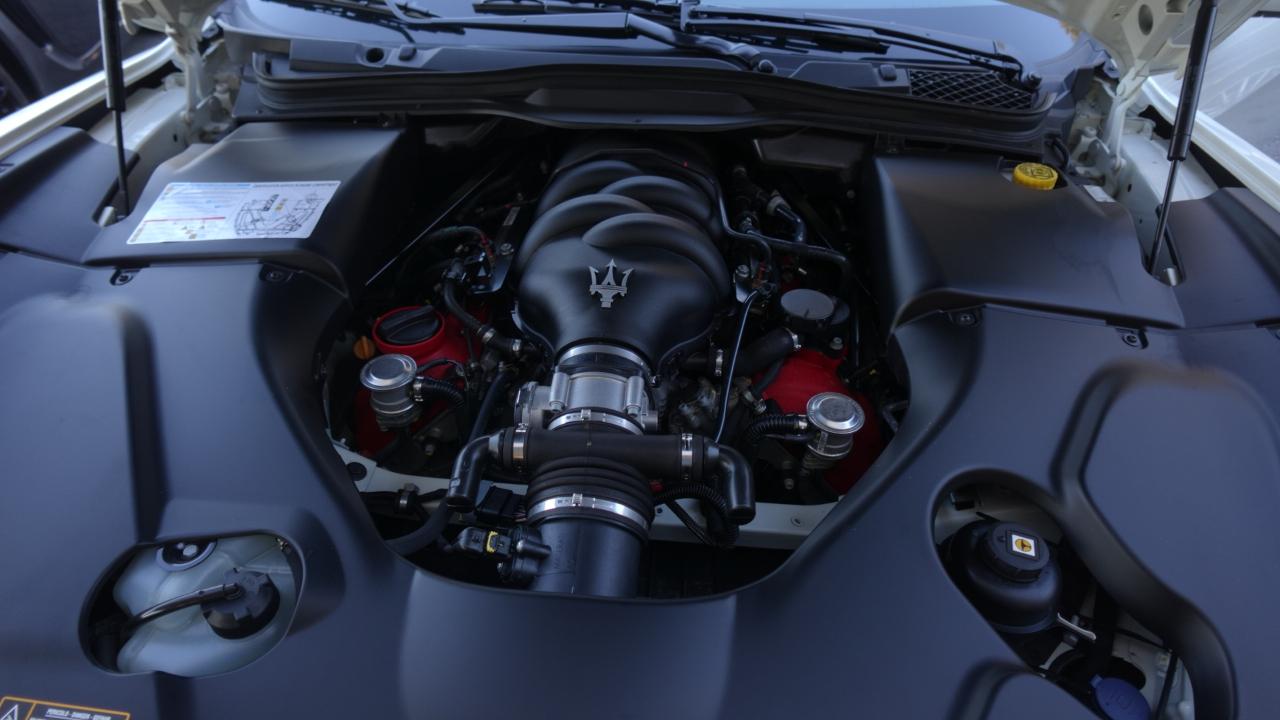 Maserati GranTurismo Sport 2D Convertible 2018