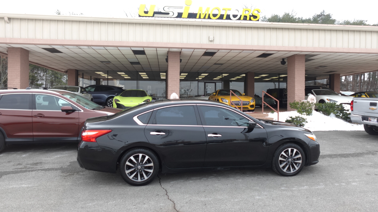 Nissan Altima 2.5 SV Sedan 2017