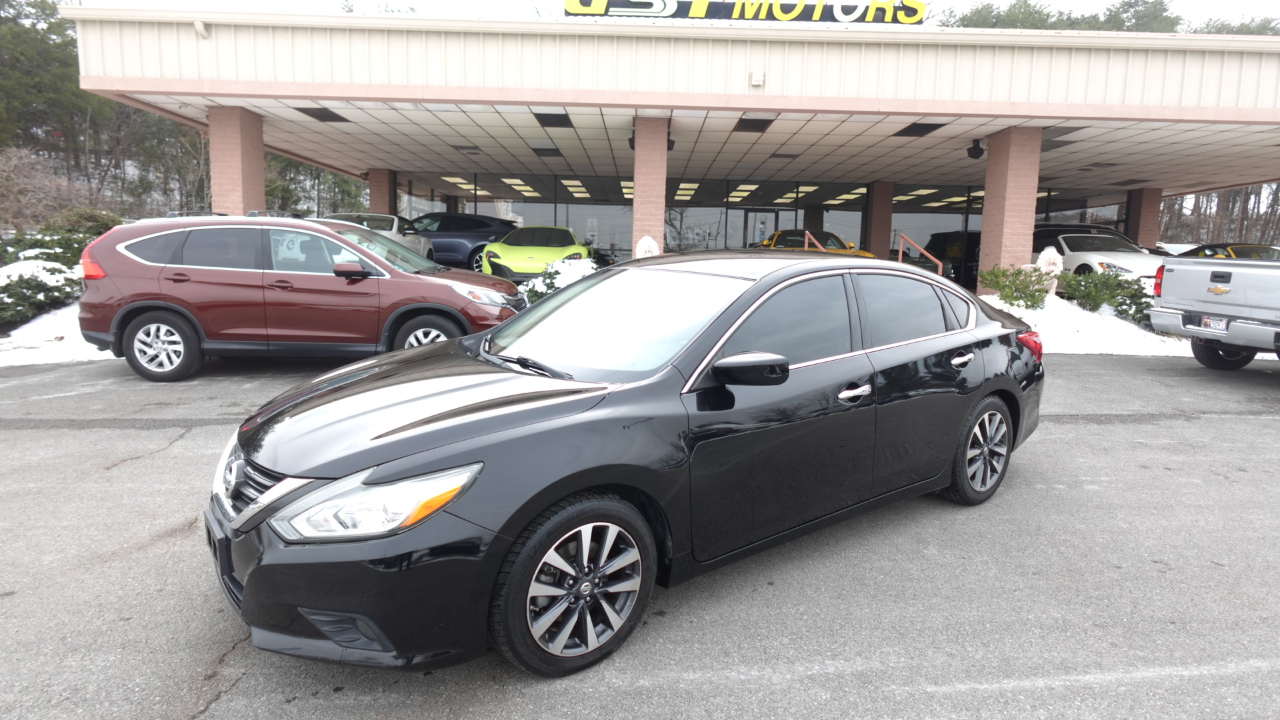 Nissan Altima 2.5 SV Sedan 2017