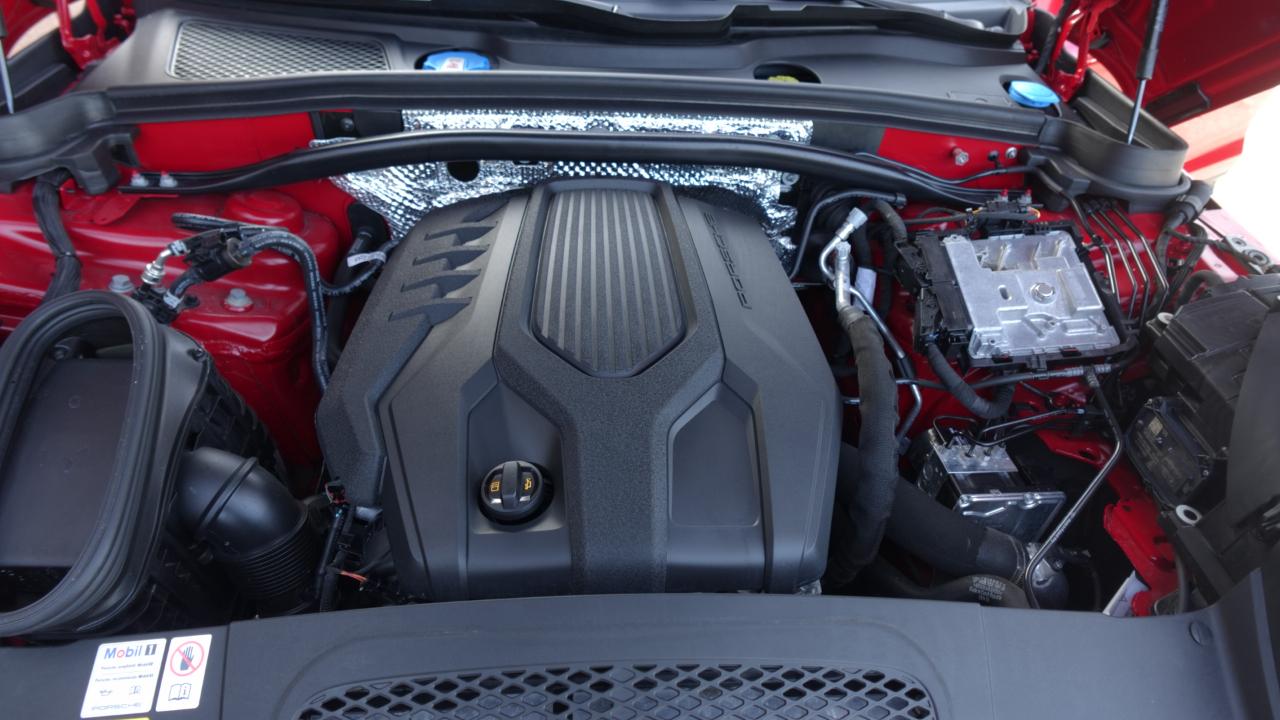 Porsche Macan Base 2023