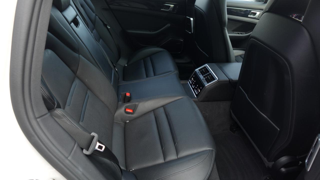 Porsche Panamera Base 2023