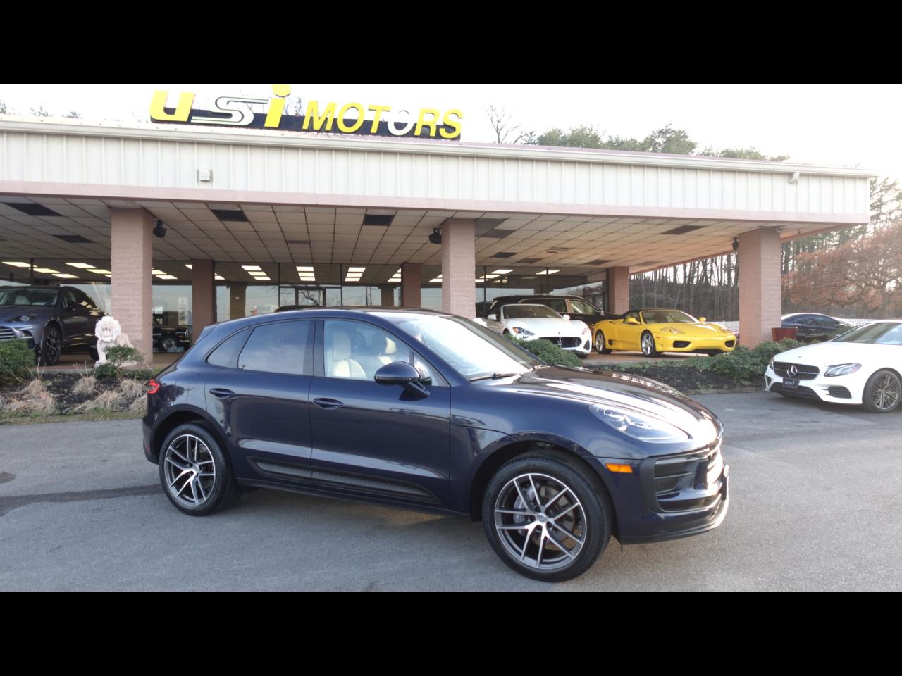 Porsche Macan Base 2022