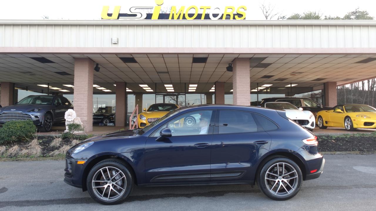 Porsche Macan Base 2022