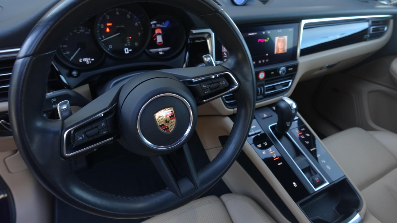 Porsche Macan Base 2022