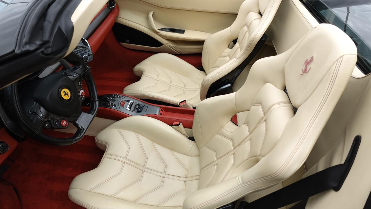 Ferrari 458 Spider 2012