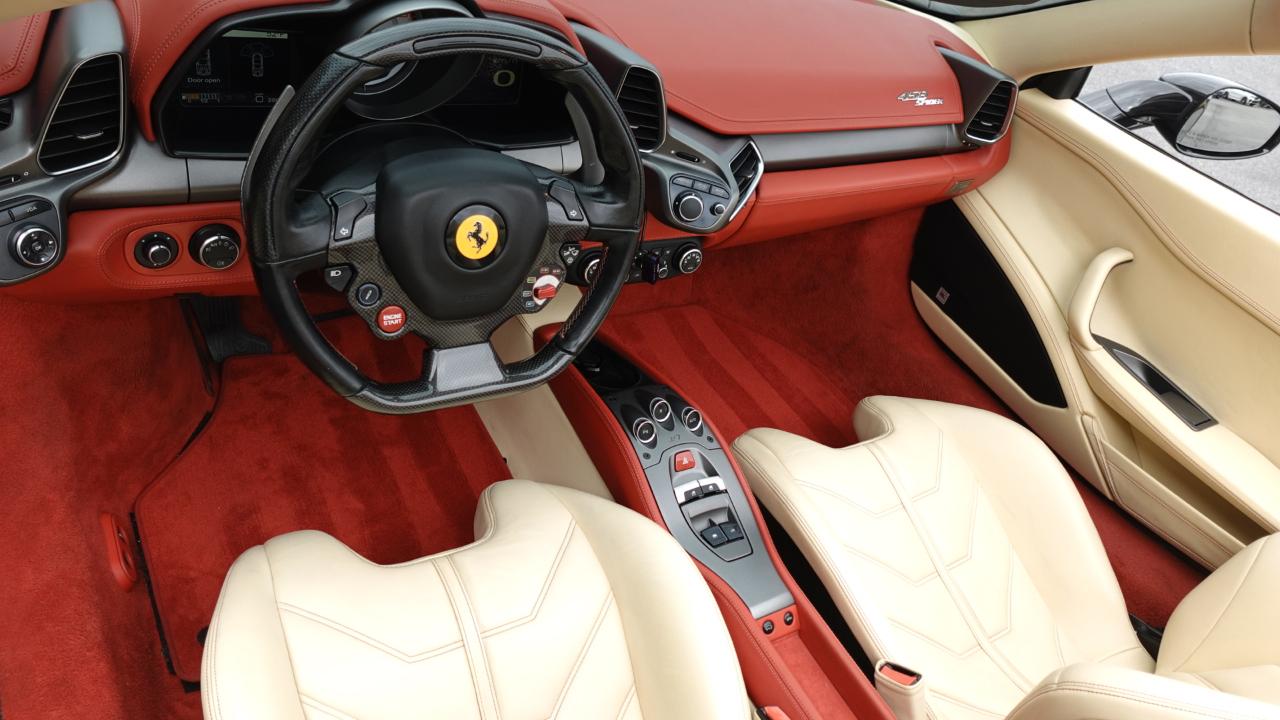 Ferrari 458 Spider 2012