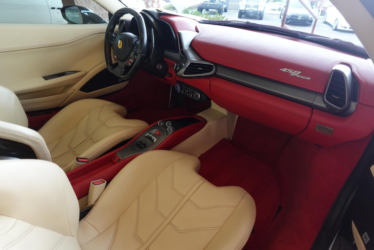 Ferrari 458 Spider 2012