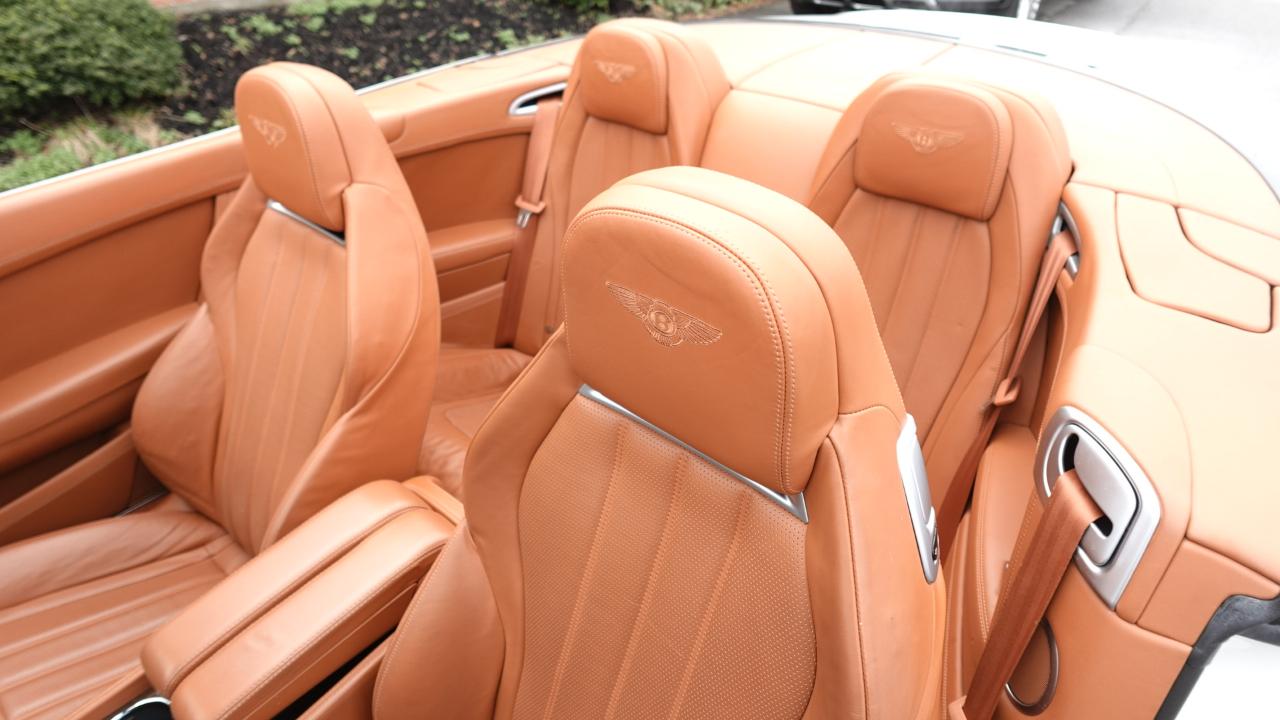 Bentley Continental GTC V8 2013