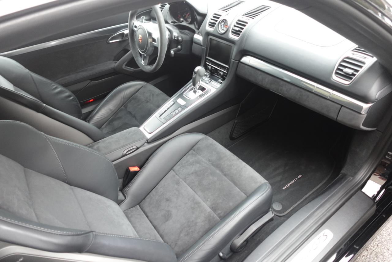 Porsche Cayman GTS 2015