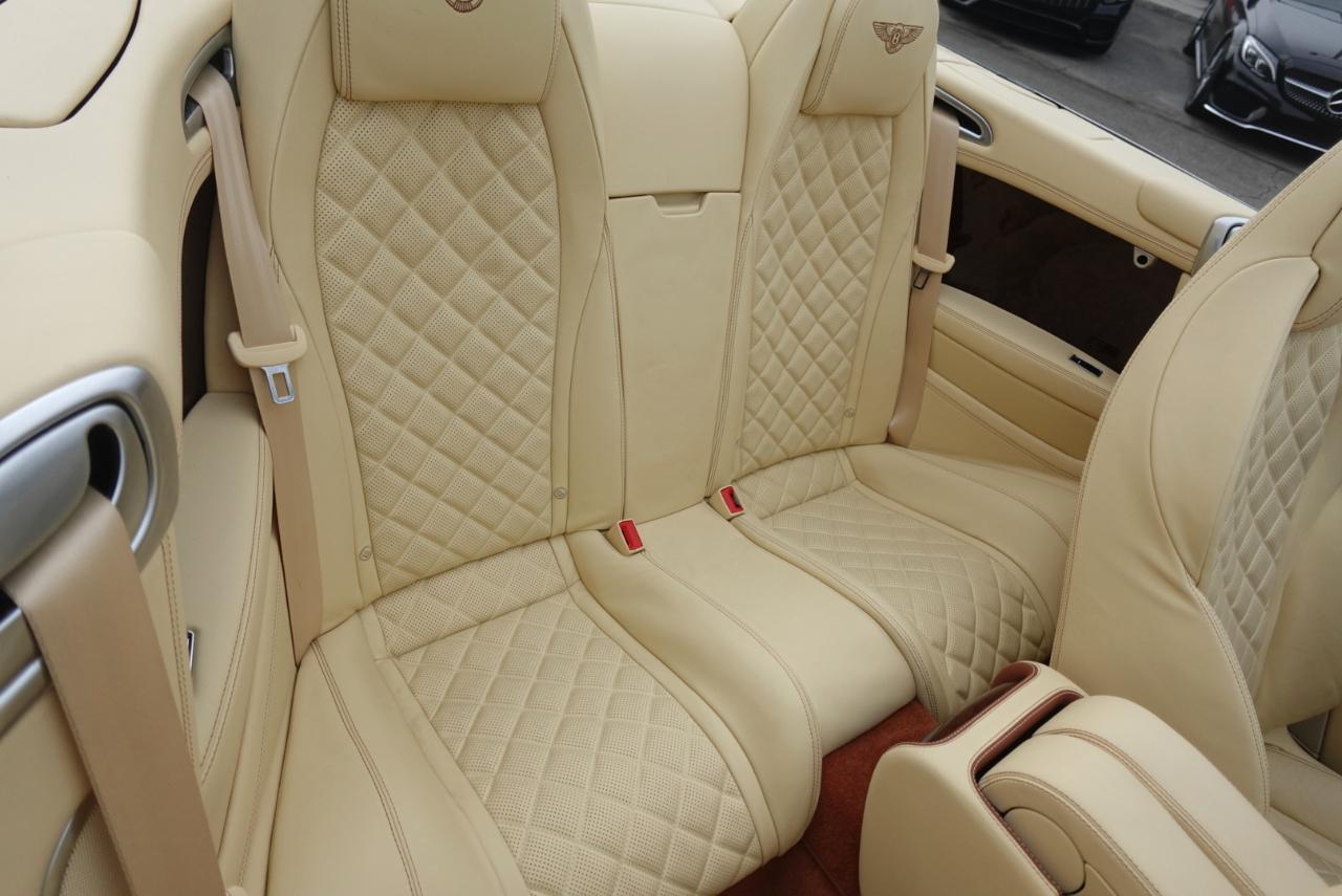 Bentley Continental GTC V8 2016