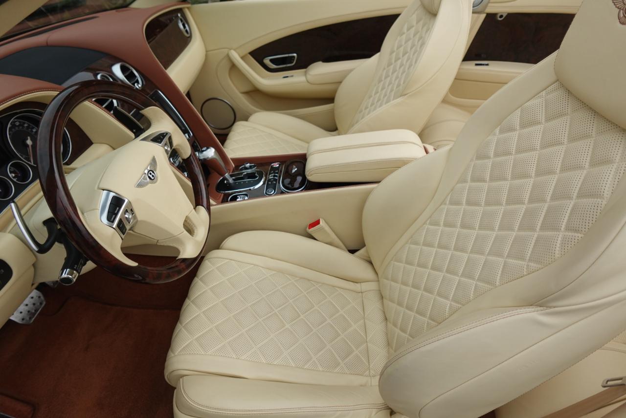 Bentley Continental GTC V8 2016