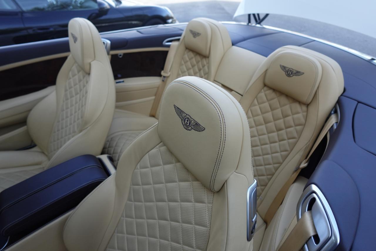 Bentley Continental GTC Base 2016