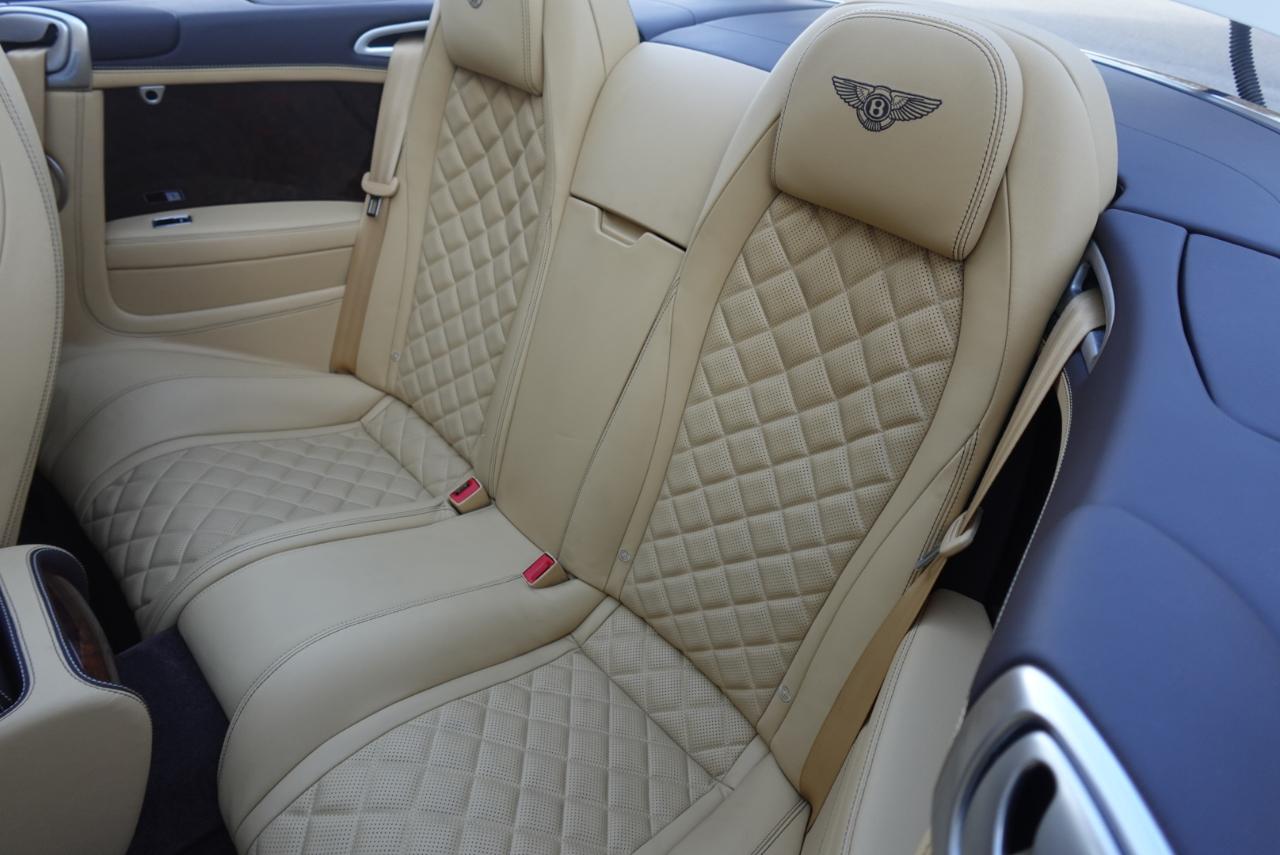 Bentley Continental GTC Base 2016