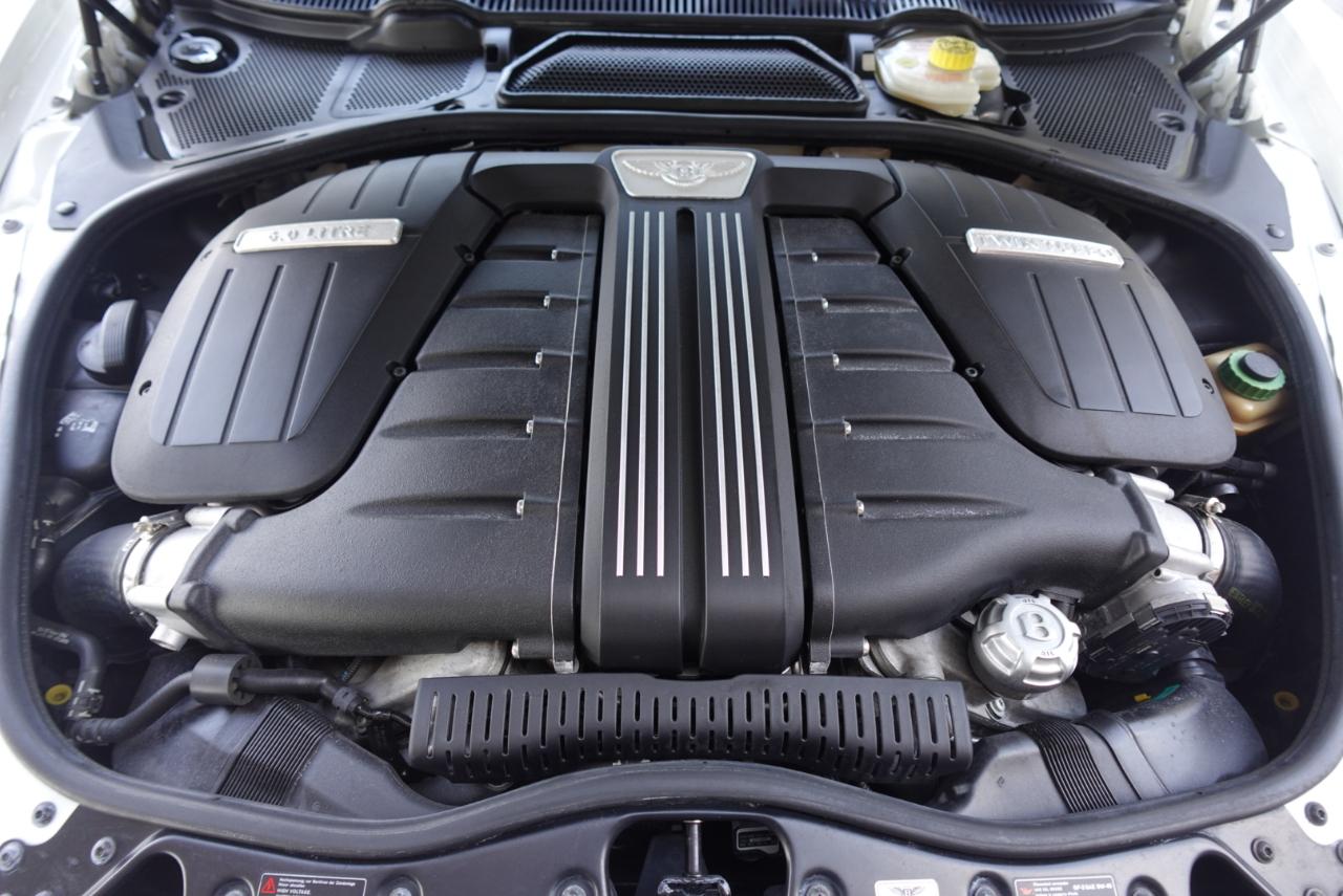 Bentley Continental GTC Base 2016