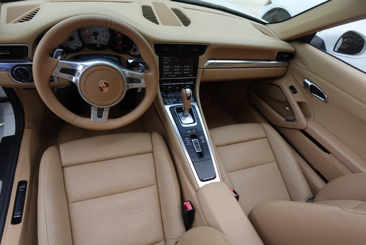 Porsche 911 Carrera 4 Cabriolet 2014
