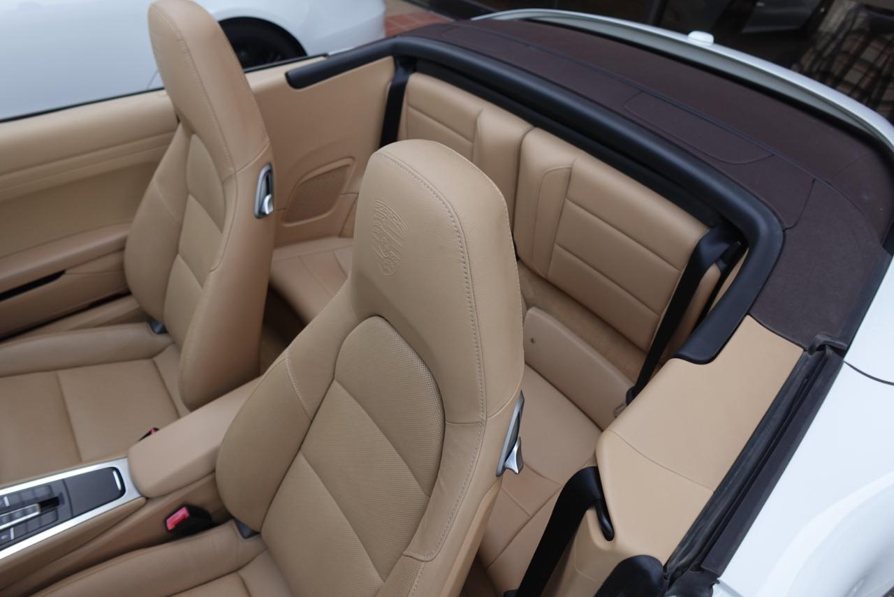 Porsche 911 Carrera 4 Cabriolet 2014