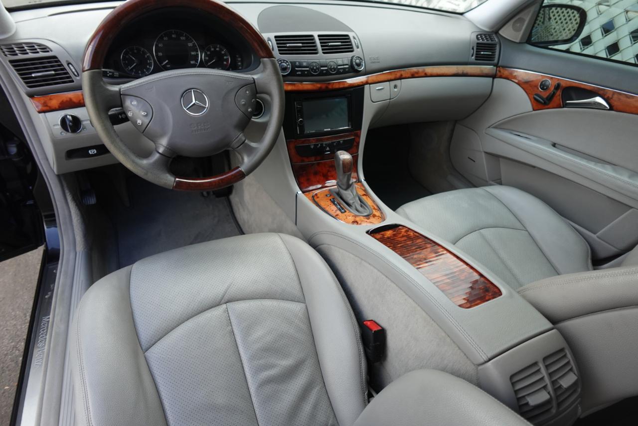 Mercedes-Benz E-Class E320 2005