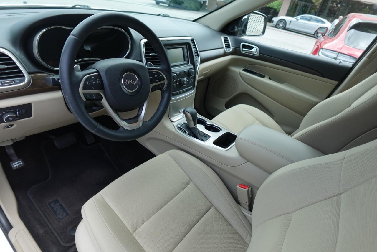 Jeep Grand Cherokee Laredo 2WD 2016