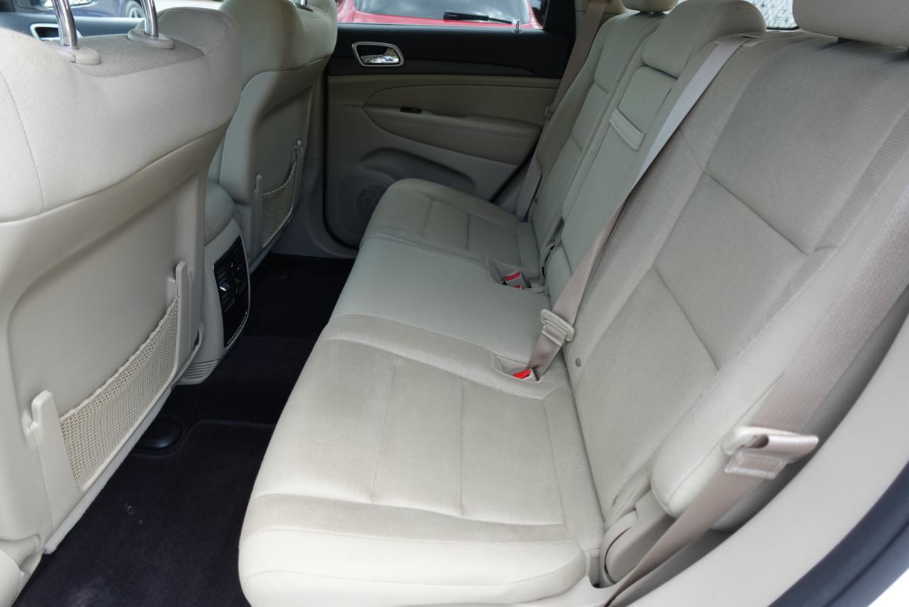 Jeep Grand Cherokee Laredo 2WD 2016