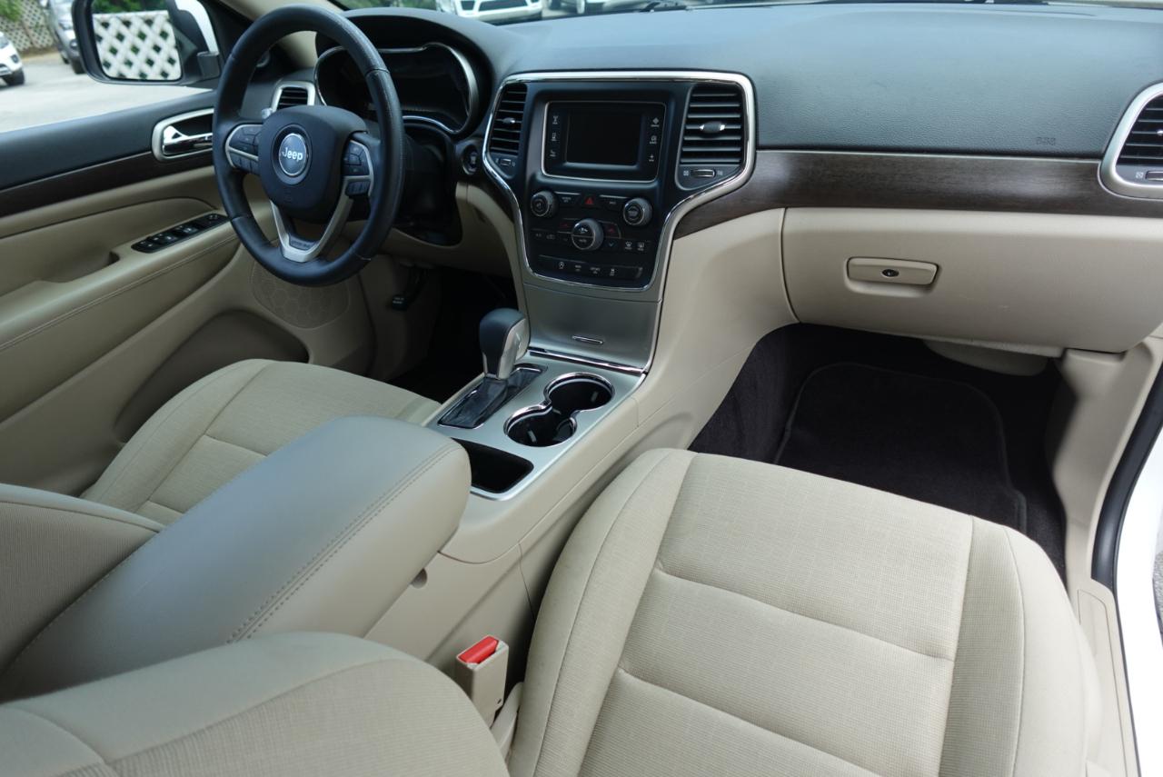 Jeep Grand Cherokee Laredo 2WD 2016