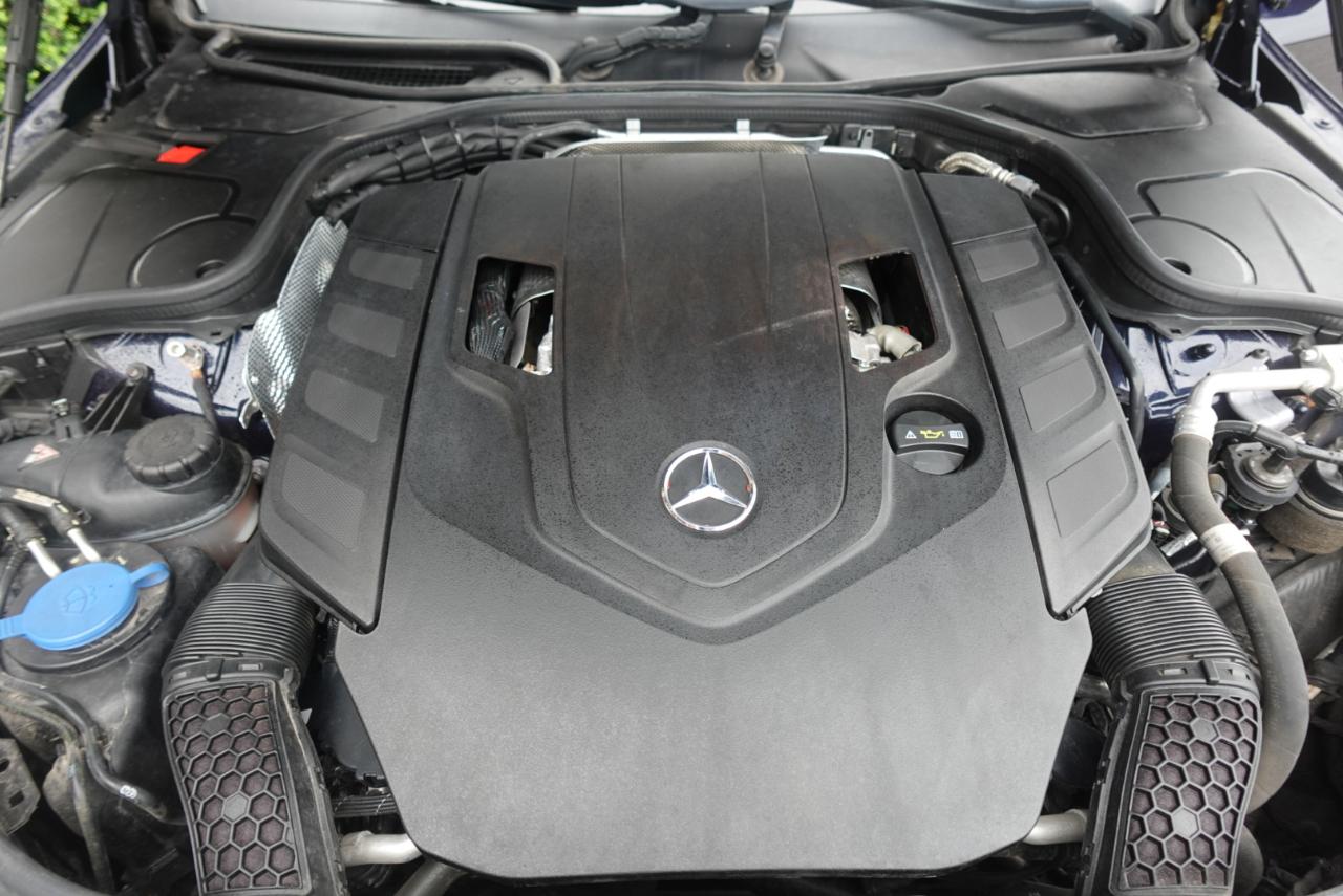 Mercedes-Benz S-Class S560 2020
