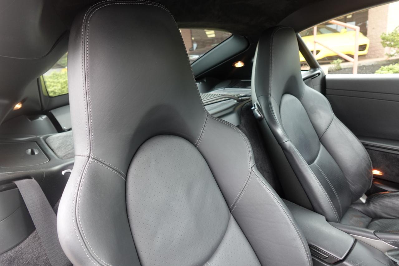 Porsche Cayman S 2008