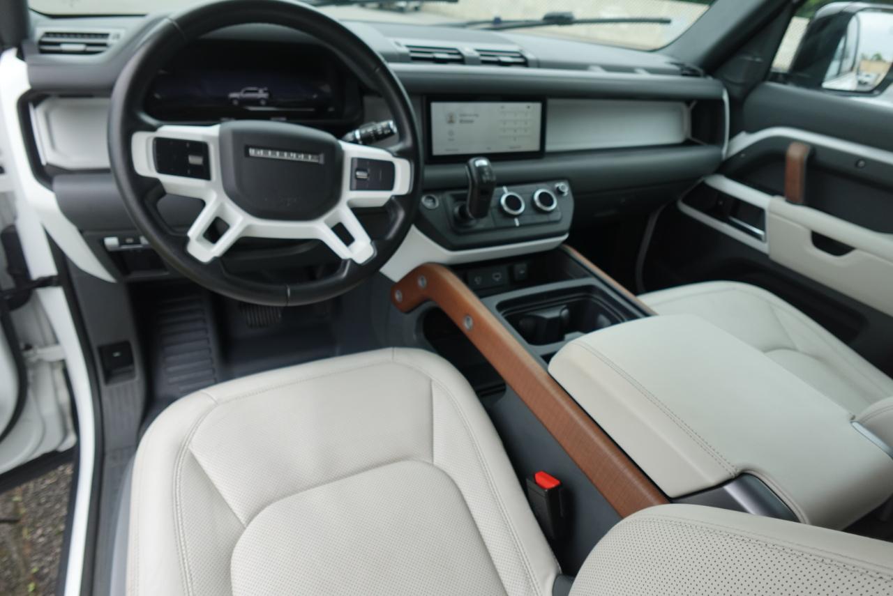 Land Rover Defender 110 SE 2023