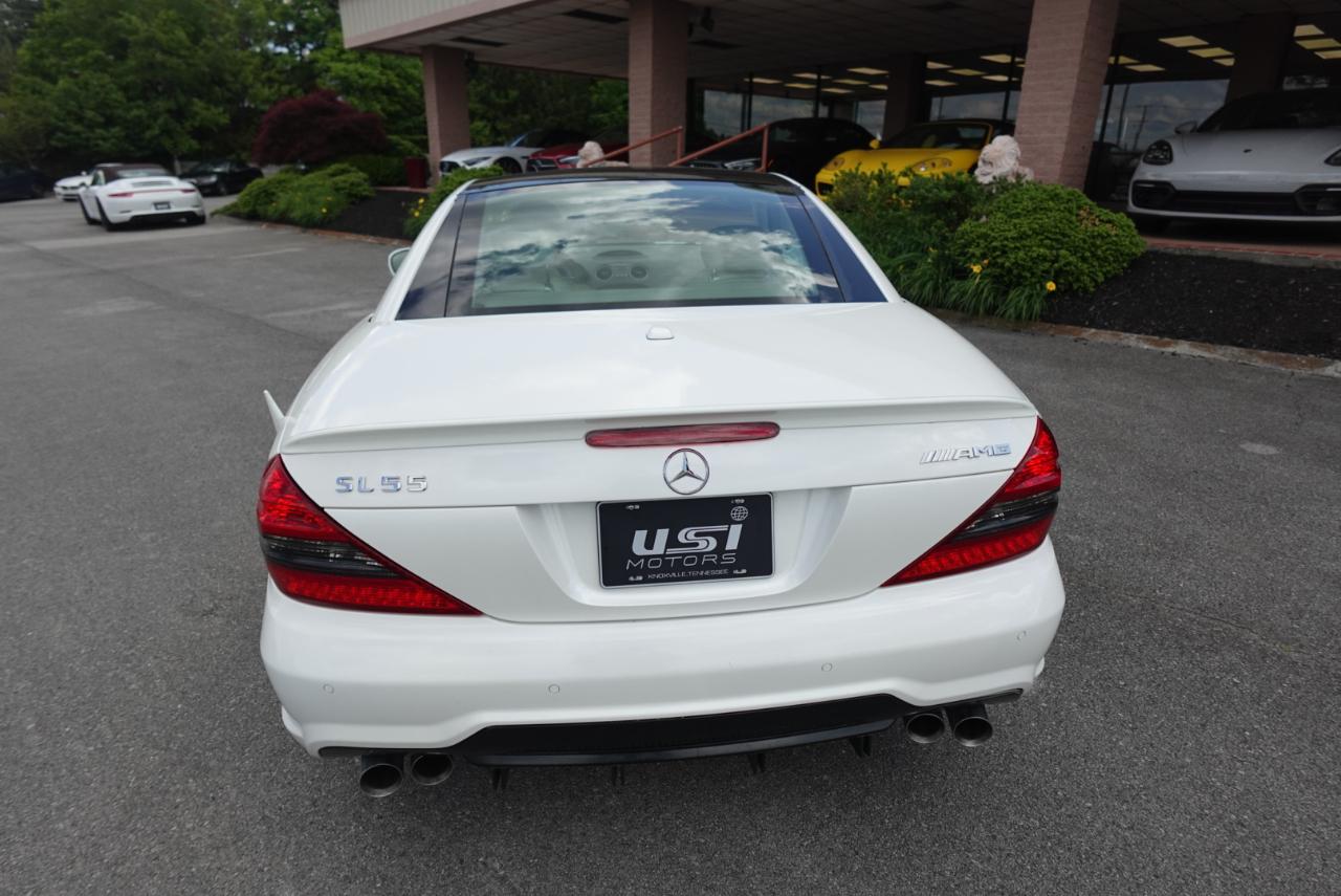 Mercedes-Benz SL-Class SL550 2011