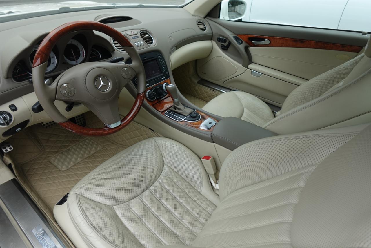 Mercedes-Benz SL-Class SL550 2011