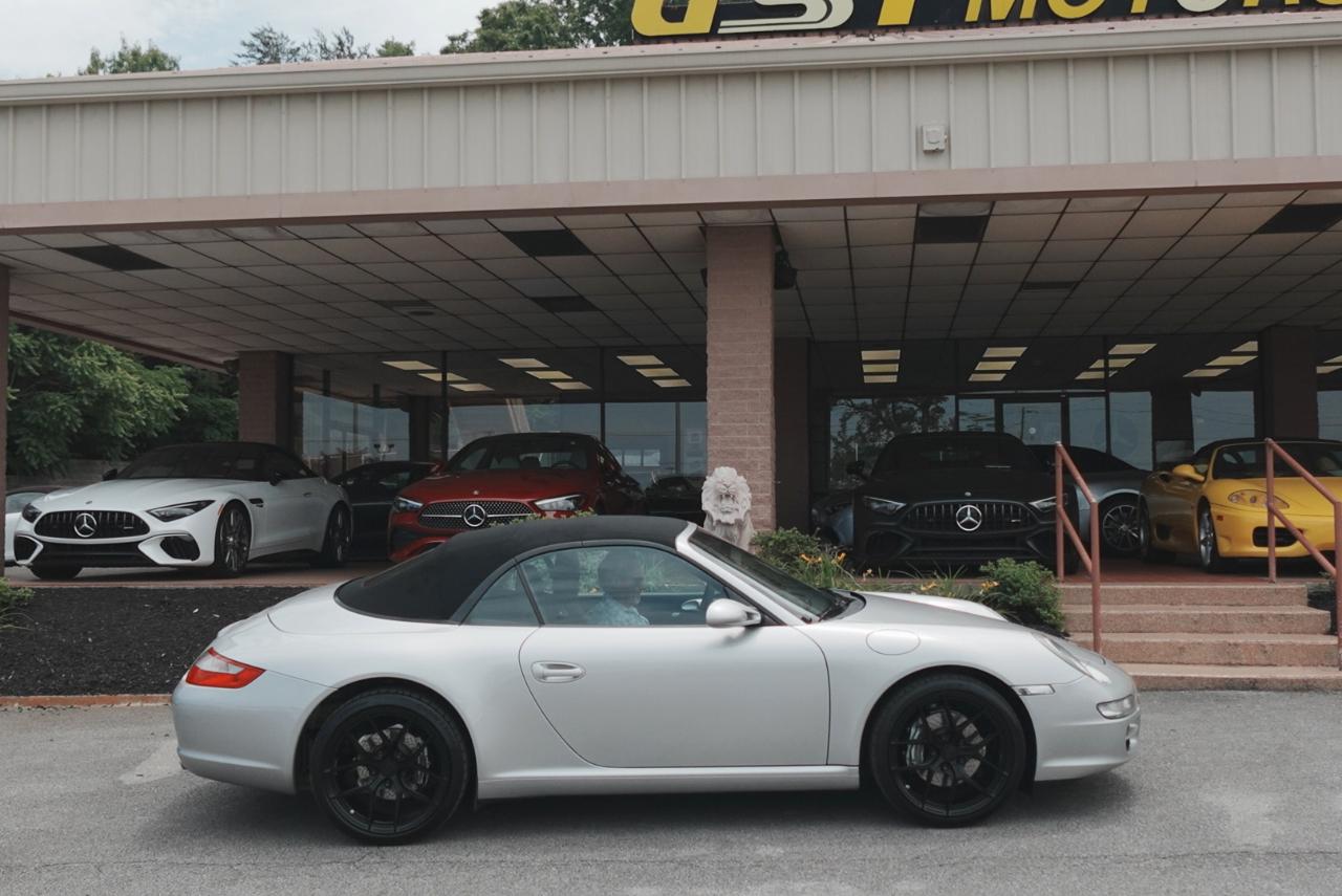 Porsche 911 Carrera Cabriolet 2008