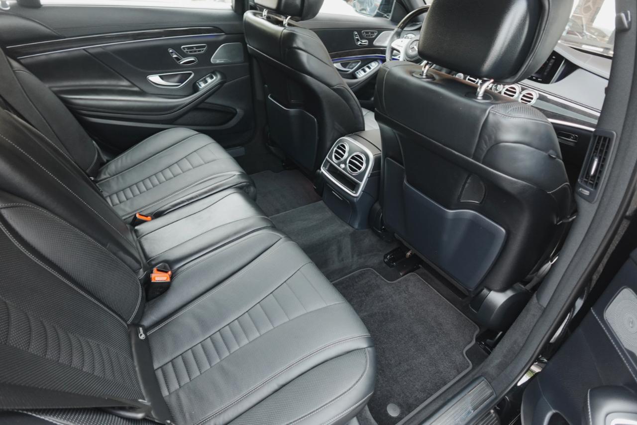 Mercedes-Benz S-Class S560 4MATIC 2020