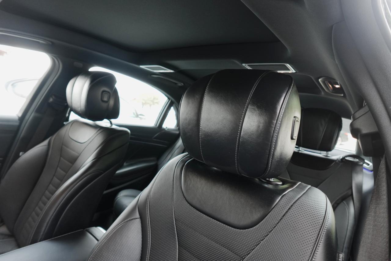 Mercedes-Benz S-Class S560 4MATIC 2020
