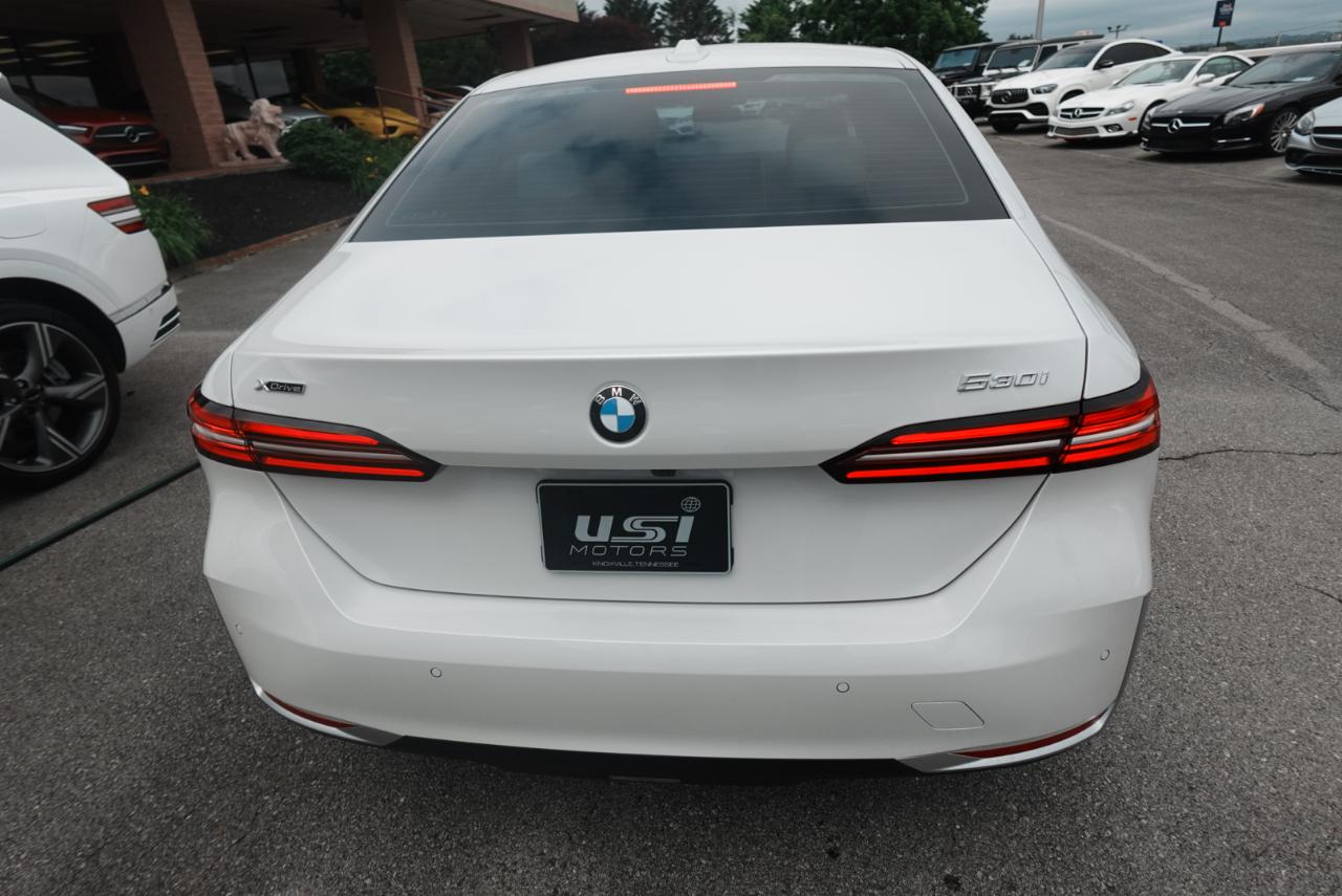 BMW 5-Series 530i xDrive 2025